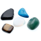 Natural stones to wear on or near you to benefit from their energetic properties